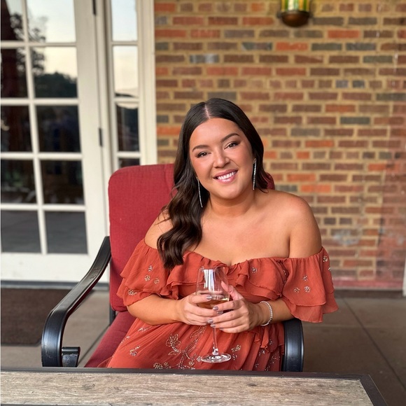 Meet your Posher, Cheyenne - Picture 1 of 1